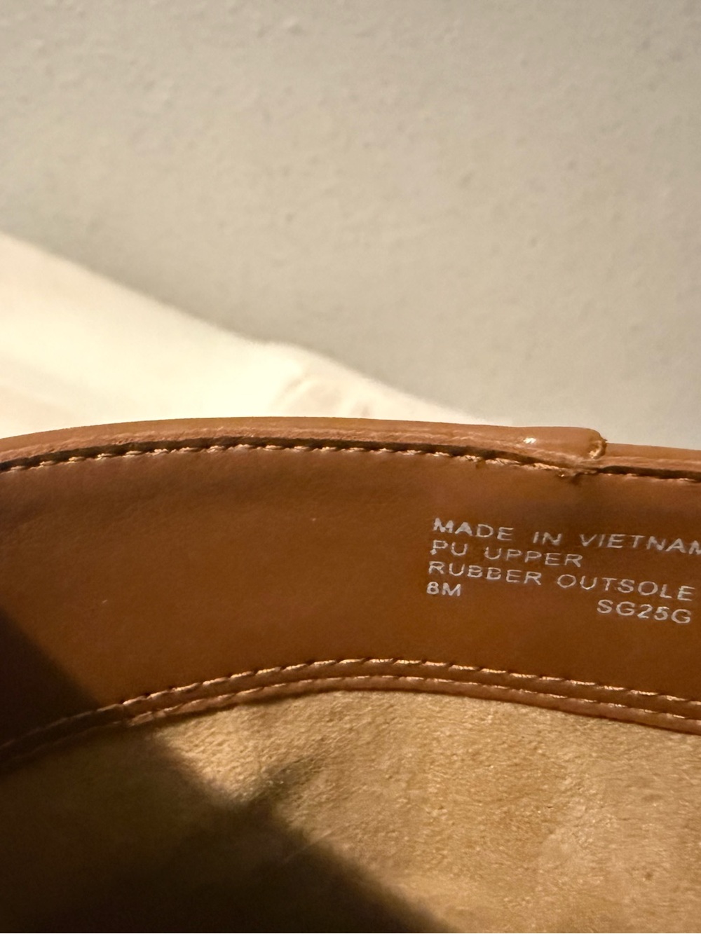 Michael Kors Women’s Ankle Boots - Size 8 - Like New - Picture 4 of 4